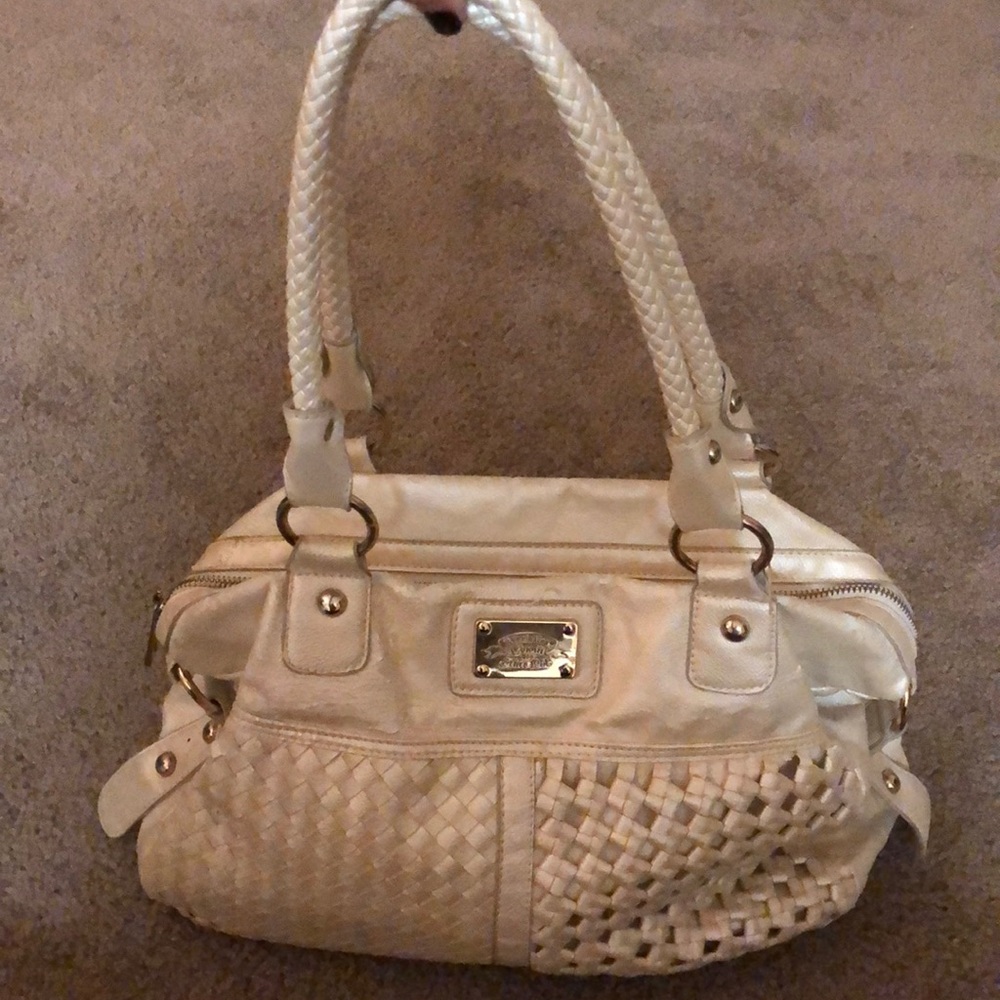 Buckle shoulder purse.